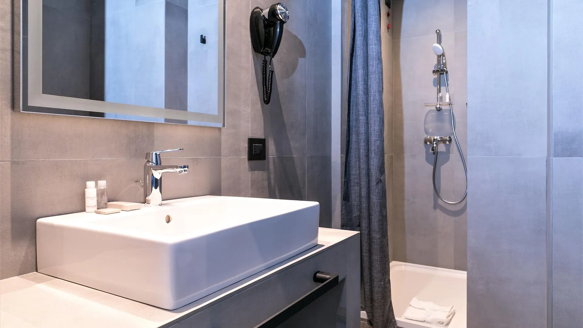 J24 Hotel Milano