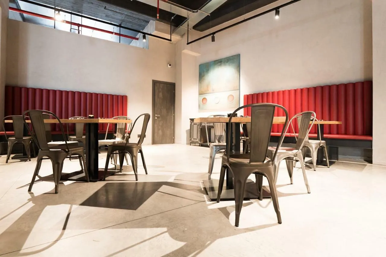 J24 Hotel Milano Itálie
