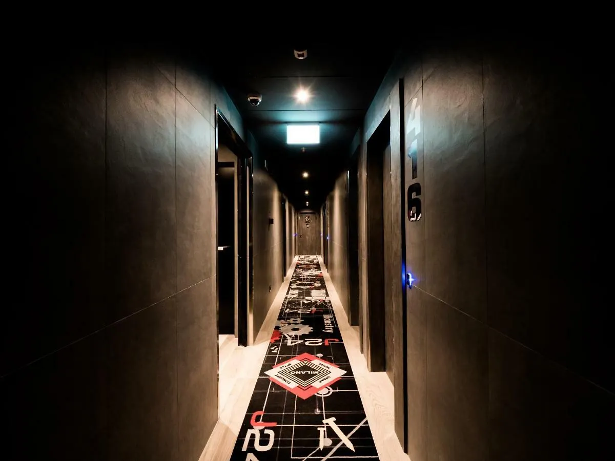 J24 Hotel Milano 4*,