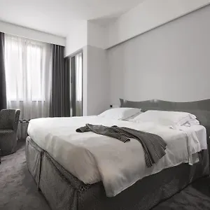 4* Hotell Berna