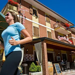 Costabella 3*, San Zeno di Montagna Itálie